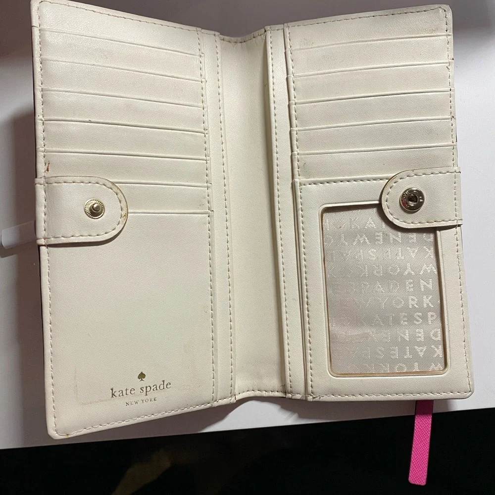 Kate Spade wallet - Picture 3 of 3